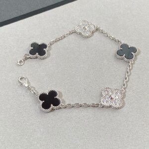 Van Cleef & Arpels Alhambra 4-Leaf Clover Bracelet